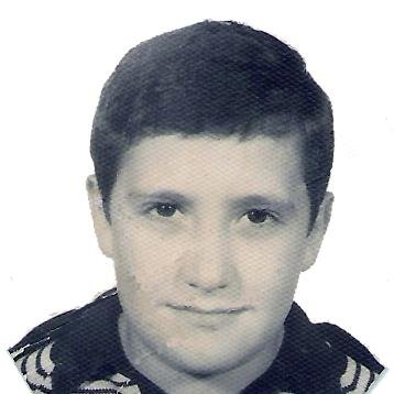 Miki_Monzo's profile picture. Sólo es grande en la vida quien sabe ser pequeño.