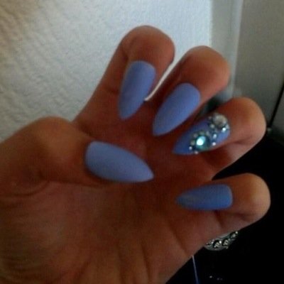 Level 3 Qualified Mobile Beauty Therapist, and i love what i do!! [bookings and questions contact @_missclewis]