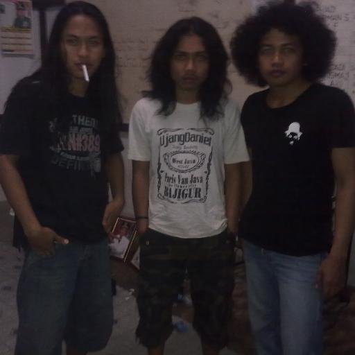 27 Oktober 19** // Ac Milan //
Dewa 19