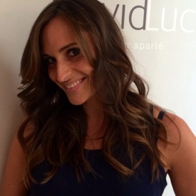 karenayari's profile picture. Exploratrice #mode ki traque et #shoppe #l'incontournable ultime pièce à avoir ds son dressing! Cibles favorites #collab #serielimitée #rupturedestock #bonplan