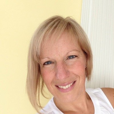 VickyChalifour's profile image