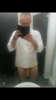 18+ only uk guy up for fun if u want pic just ask up for fun .snapchat me pickledchef