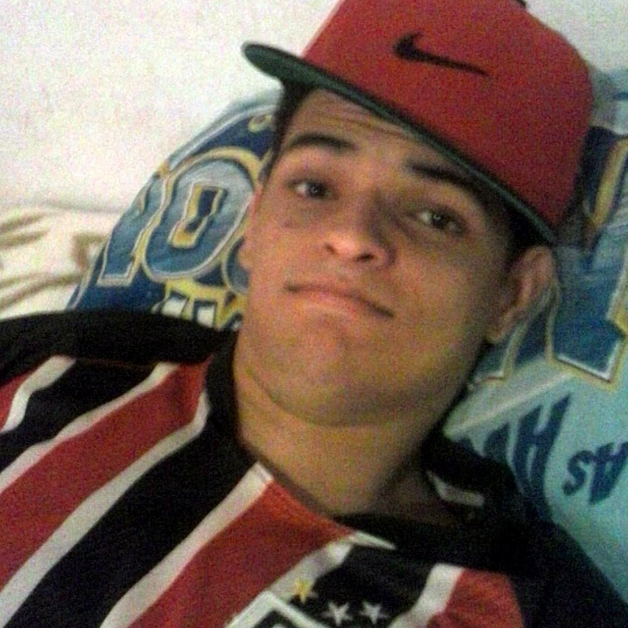 Tenho libertadores, não alugo estádio, sou hexa brasileiro, nunca fui rebaixado ♫ São Paulo FC ♥
