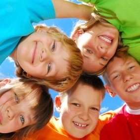 Expertisecentrum Uniek BV is gespecialiseerd in het organiseren van multidisciplinaire zorgpraktijken op basisscholen.