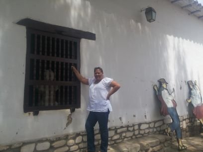 DelMdcnina's profile picture. 