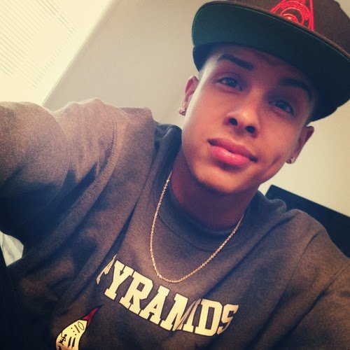 Belieber, DjProducer, me encanta jugar BlackOps y tratar bien a las mujeres *-*