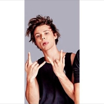 did you know i'm a drummer in a band called 5sos | @Rxydal_ is mine