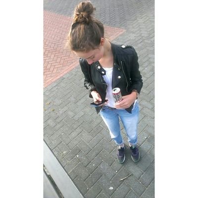 ismay06's profile picture. Don't grow up, it's a trap