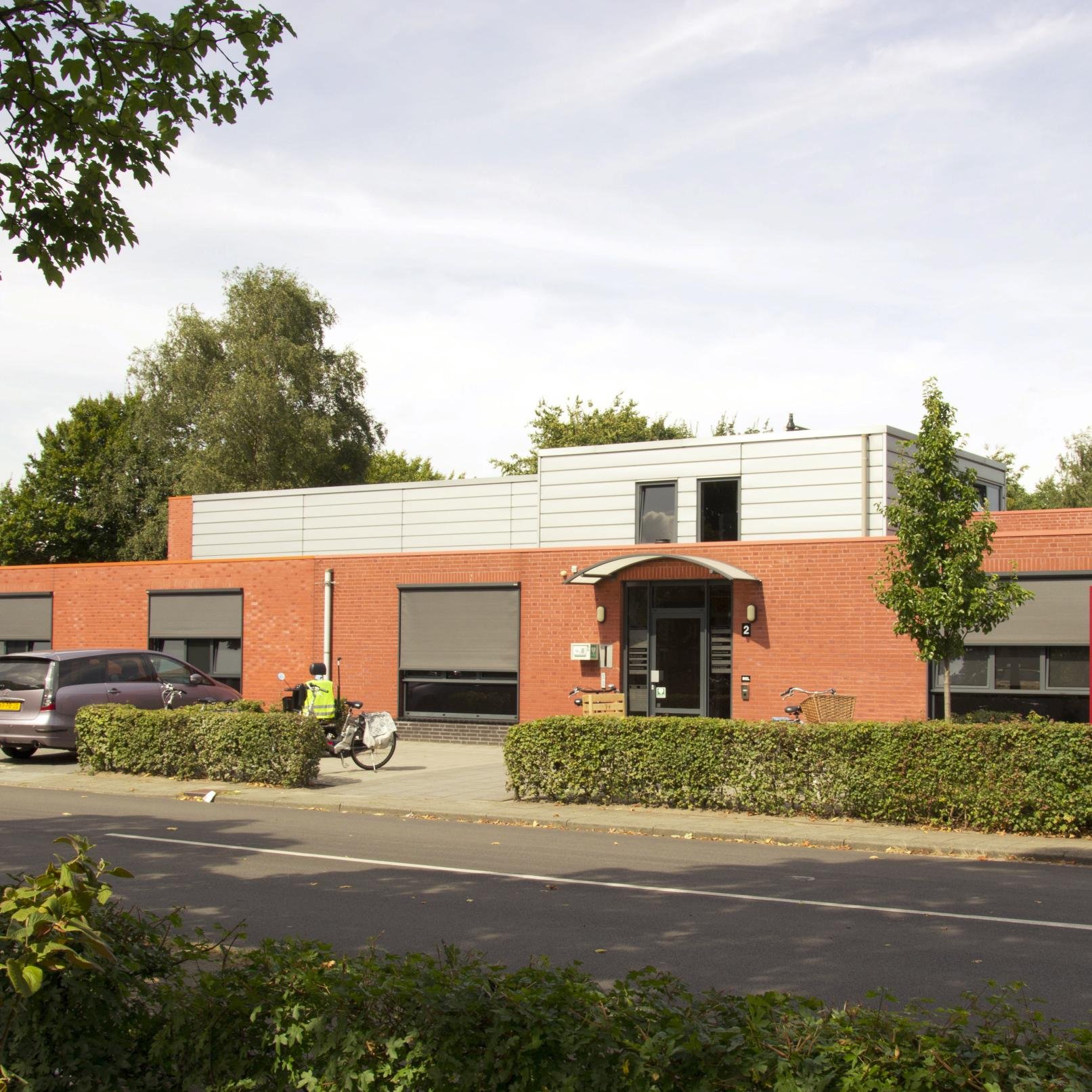 FysioH's profile picture. Fysiotherapie, specialisaties, netwerken. PMC. Mulitidisciplinair. Pluspraktijk, 5 sterren. Patiënt centraal. Leestafel, koffie.