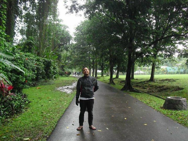 Jika hari ini lbh baik..bsk husnujon ajj