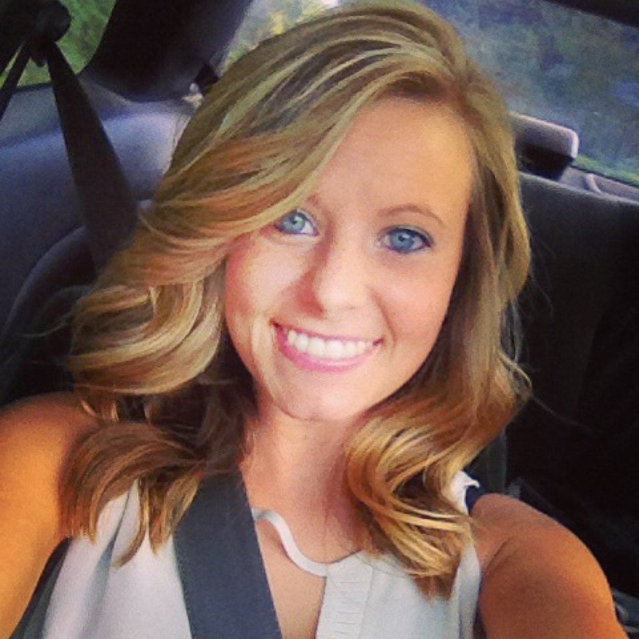 AlliBell09's profile picture. 