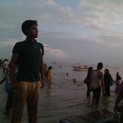 star_riyad's profile picture. I love to my family...