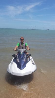 AunePetter's profile picture. 