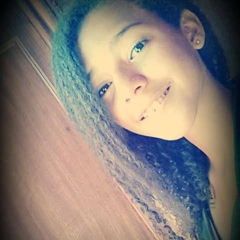 Pelo seu abraço espero o tempo que for .      Porque sei  que valerár apena .                     Justin Drew Bieber