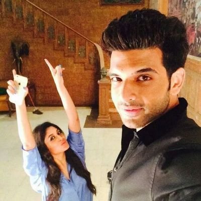 a die hrt fan of KARAN KUNDRA n KRITIKA KAMRA...