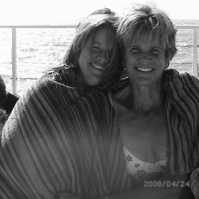 jenn_robyn's profile picture. Life is amazing.....cherish all the moments BIG and small.