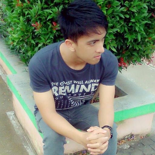 Official account of Denis Setiawan, vocalis-keyboardist.