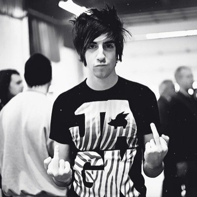 5 seconds of summer and all time low are the reasons i cant breathe