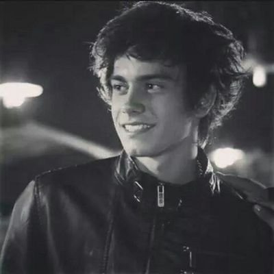 @agus_bernasconi 2 FAV DE AGUS♥ #AliadasDelChicoMilanguero.Agus nos contesto en fb y nos mando saludos.{2 FAV de Lola y 1de Juli} #SiempreConBernasconi