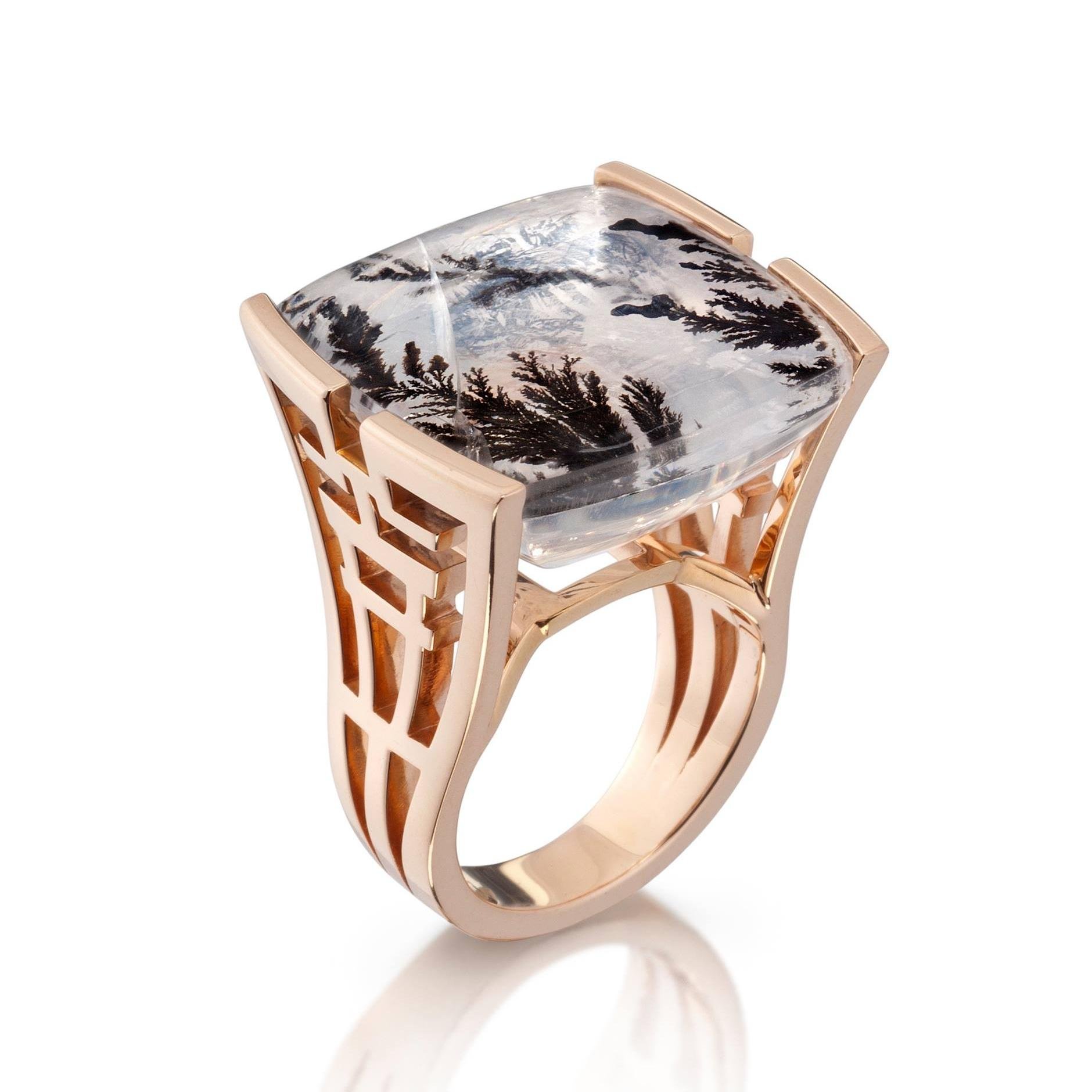 California crafted in our studio with a commitment to beauty and craftsmanship.