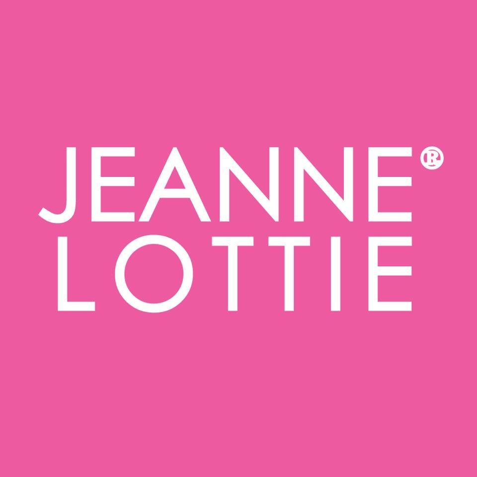 Jeanne Lottie is a Canadian handbags and accessories designer since 1985. The brand's philosophy is true happiness.
