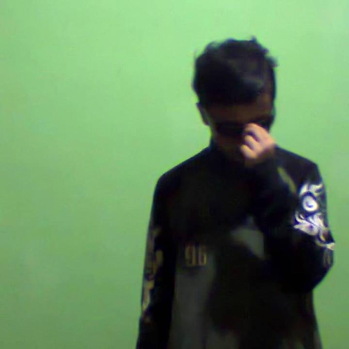 yogi787otf's profile picture. º..A...D...M..º © 2014

Aqu orang'a asyikk ^_^
Pkran clal positiv
Aq suka cwe p'diem biar bkin pnsrn ?
Aq org ap ad'a dan clal stia 
Mha psngn :)