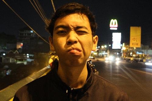 Berhenti Mengagumi Sudah Waktunya Untuk Dikagumi 
https://t.co/g8Rxp6tZHP
https://t.co/74m0puWPzn
Guitarist, Vocalist n I'm  Student !