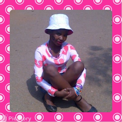 Female ( am gorge, lovely, pretty, beautiful, understandin, loyal n kind