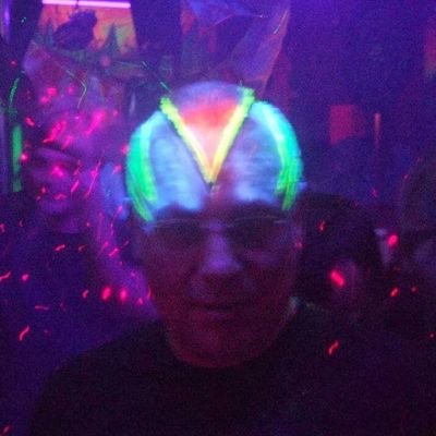 SteReOn_artist's profile picture. 