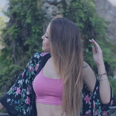 NatDiazPiecuch's profile picture. El amor no muere, cambia de lugar