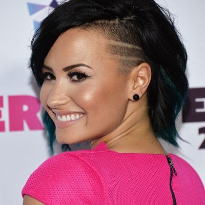 Photos, news, videos and more about Demi. / Noticias en ingles y español. #DEMIWORLDTOUR