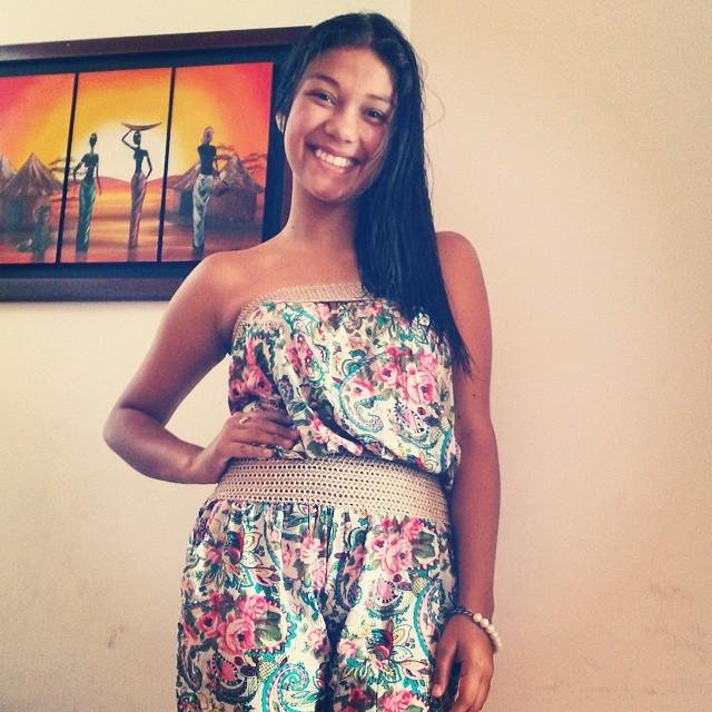 Facebook:Daniela Martinez Fans                        Instagram:FansDeDanielaMartinez