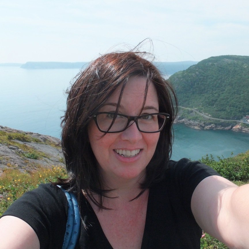 shellycolette's profile picture. Going to the beach later if you want to come.