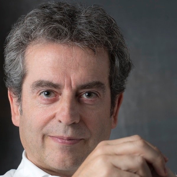 pierreandrev's profile picture. Chef d'orchestre