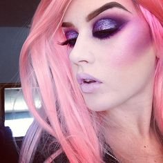 Be the hero that no one else was in your broken fairytale. [18+RP]