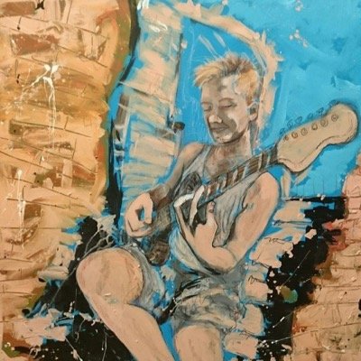 metal head, @Fender lover, student, performer. Kent based. Interested in function & performance projects!