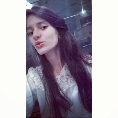 Que o amor seja leve.E o mal seja breve.✌