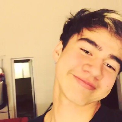 follow @sorryimhemmings she gave you a free follow  and ask her for a follow back TYSM