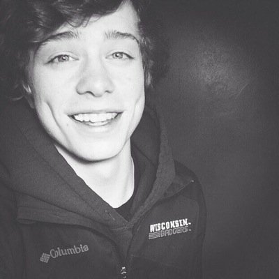 If i followed you its cause Jack followed you!!!! Congarts!!! I love you!