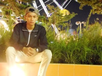 Berusaha menjadi pribadi yang jauh
lebih baik dari sebelumnya