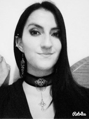Estudiante de Ingeniería Industrial, amante de lo que para mí es buena música,  y loca por los gatos... snapchat: tephie1705