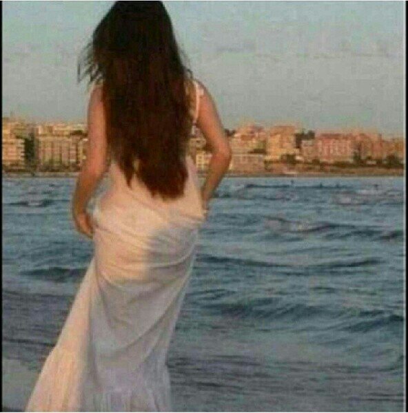 ‏‏‏‏ستبقى مشاعري ك نبض طفلة تبحث عن دفأ أحضانك وهمس مشاعرك
