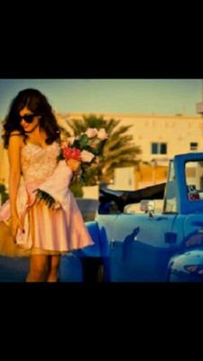 ‏‏‏‏‏‏ٵنا ٵنثـَﯼ في بداياتـْ العشرينٌ لازلتـّ في ريعـانْ الشبـابـُ لكنــيٌْ تعلمتـَ منْ الحيــْاﮪـٌ دروساٌ تكبرنيْ فـئاتـّ الٵعـوام.    مزاجيـﮧْ