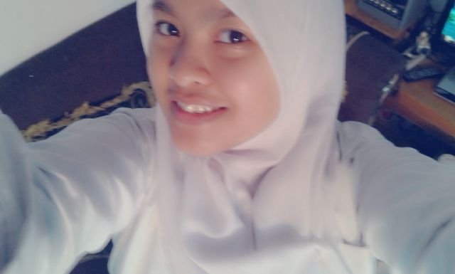 memilikimu bukan hanya mimpi bagiku...be here or be blind forever...5-5-27 {} kau lebih indah dari aslinya...fix you LNS:*