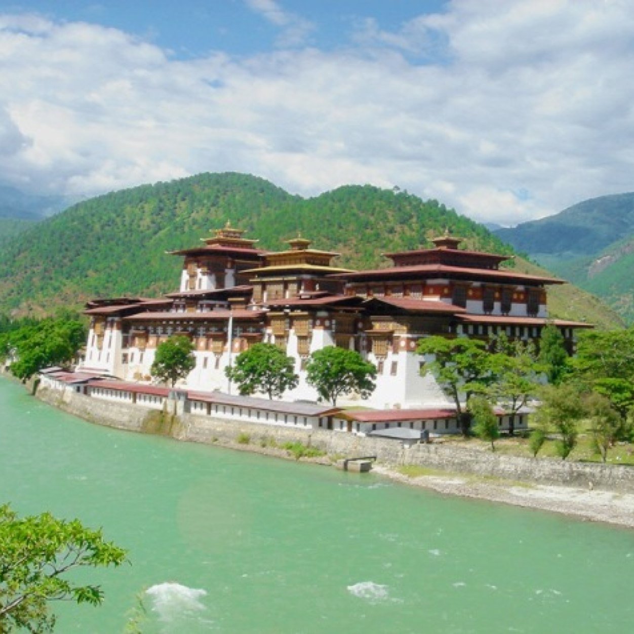 Travel to the Exotic Kingdom of  BHUTAN, located on the foothills of the Himalayas. We provide Information on Bhutan Tourism and Travel Services