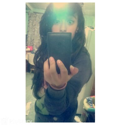 KarenAlbizures_'s profile picture. 