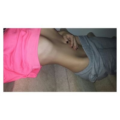 18 years old, 110 lbs, bi, diagnosed; suicidal, anorexic with bulimic tendencies and self harmer, MI
