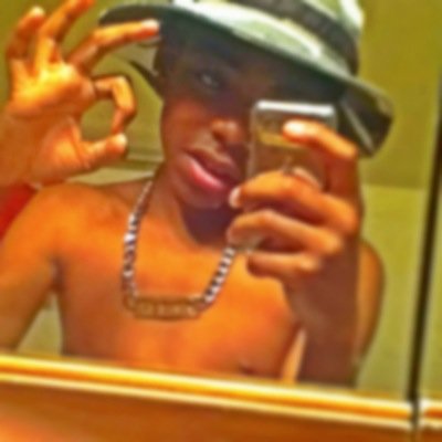 Lil_Rezzy003's profile picture. Facebook: A'yooLuh Rodney Kik: Famouss_Mathewss Instagram: Babby_Simbaa