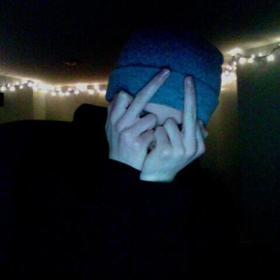 loneteenz's profile picture. u wouldn't understand.