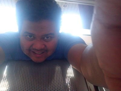 bangBee_87's profile picture. Hari adalah bagai sepatu yang harus dipakai untuk berjalan 
melangkahlah dengan indah dan menyenangkan